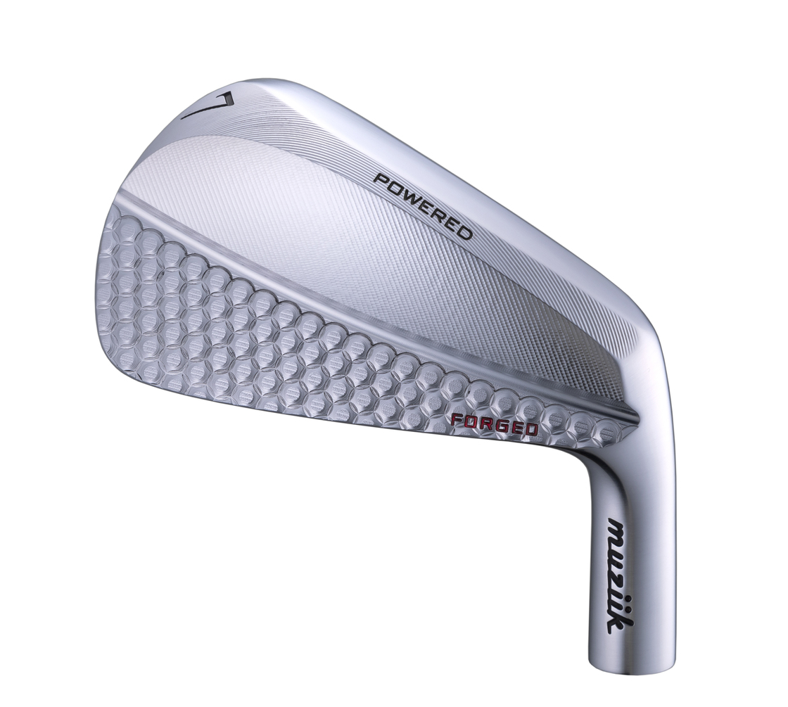 最高級の軟鉄鍛造アイアン、ディープマッスルフォージドにストロングロフト設計アイアンが登場。形状、仕上げ、飛距離。全てが最高級です。